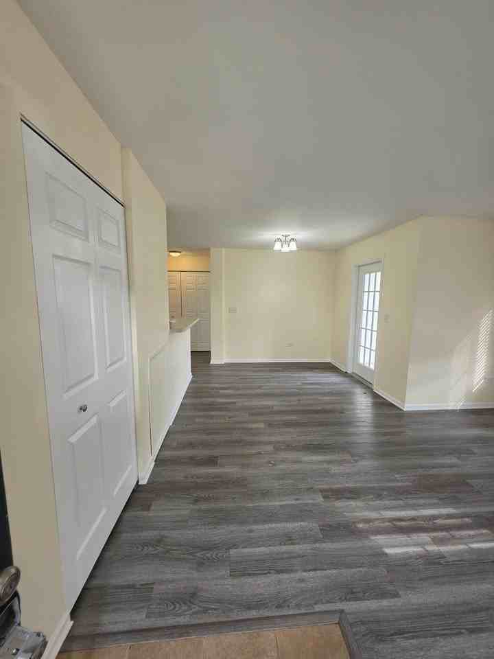 101 Silverstone Dr #101 - Photo 4 of 21