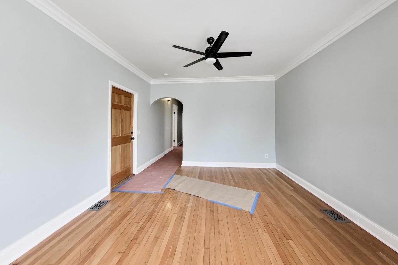 43 N Menard Ave #1 - Photo 7 of 22