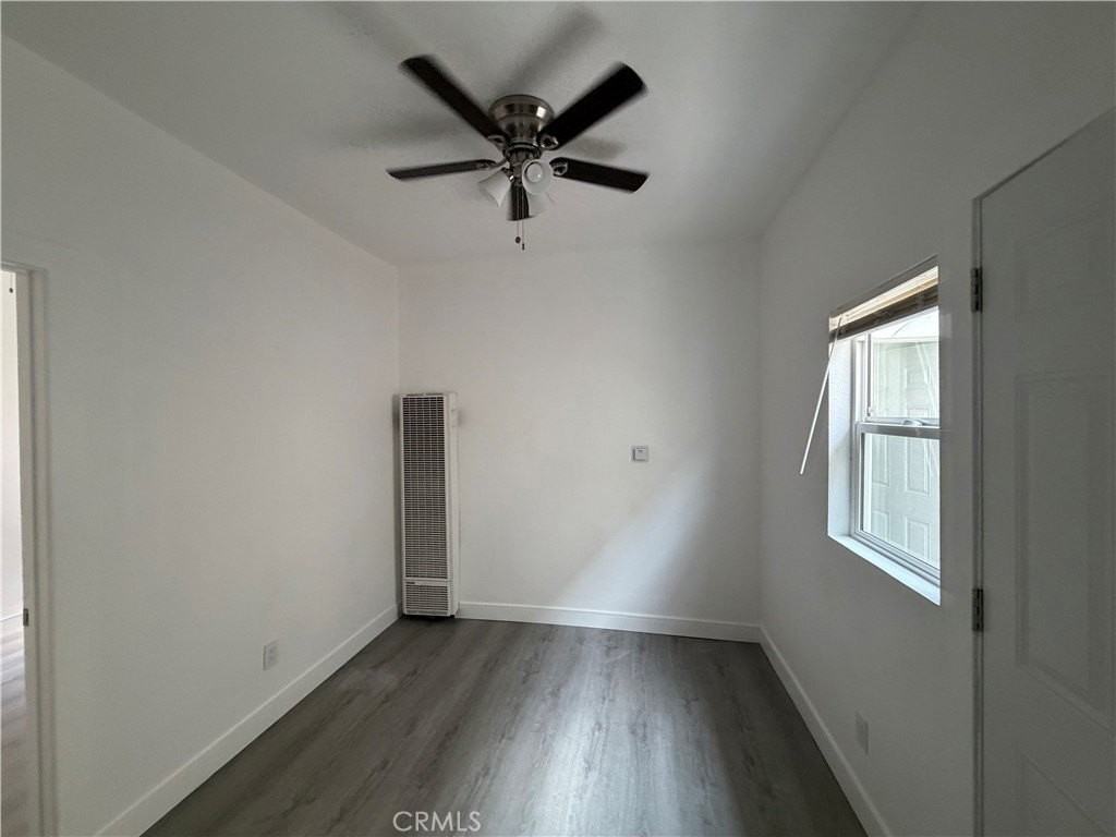722 Atlantic Ave - Photo 3 of 5