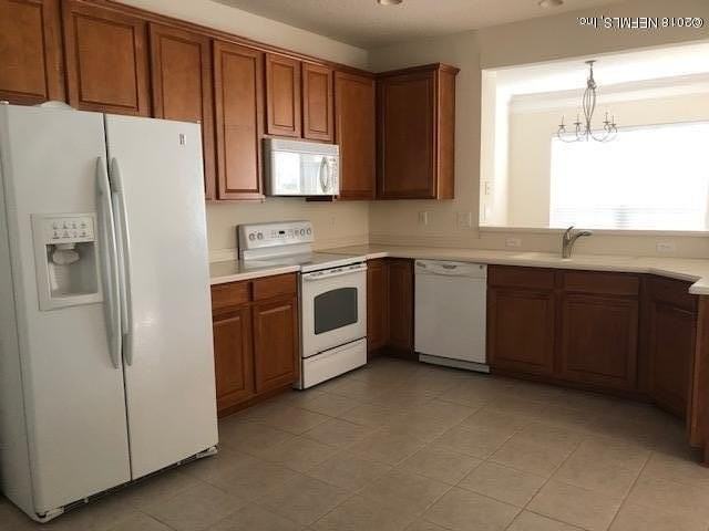 8395 Cannonwood Ln - Photo 5 of 23