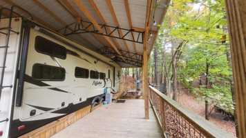 featured image of 321 25th St