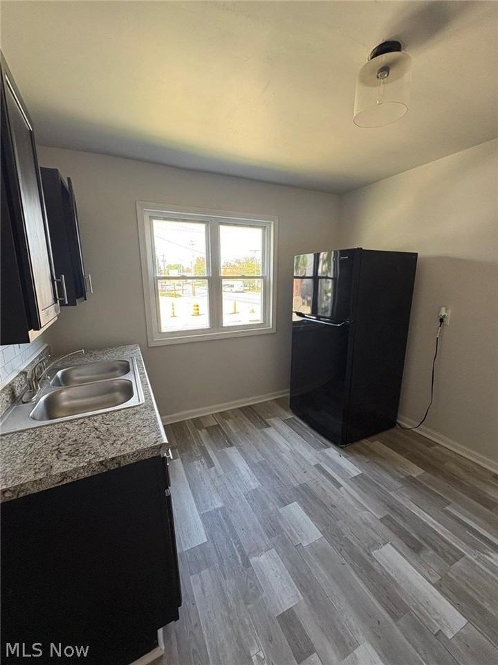 3662 W 117th St - Photo 4 of 14