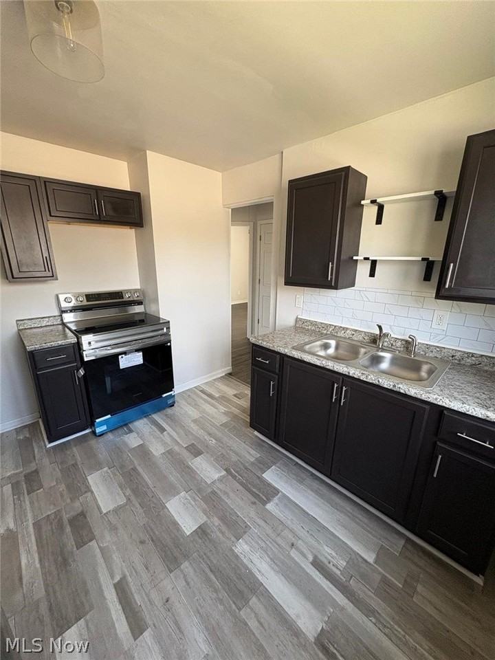 3662 W 117th St - Photo 6 of 14