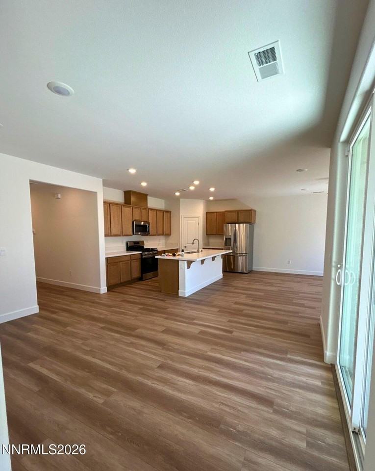 3247 Eleanor Way - Photo 2 of 16