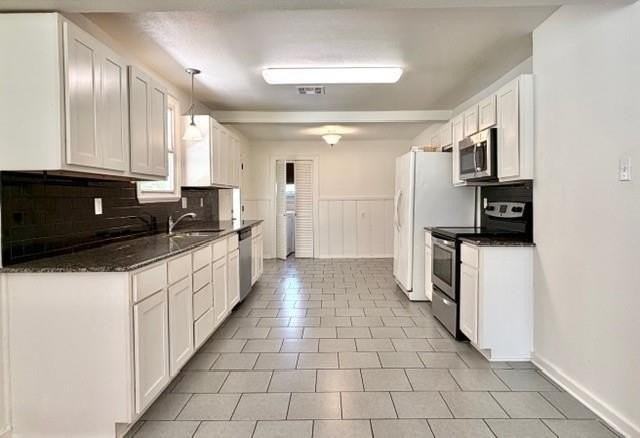 1010 W Charles St - Photo 3 of 10