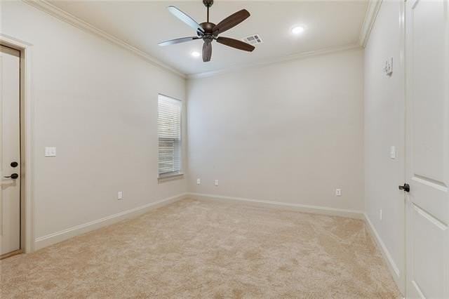4416 Barnett St #B - Photo 7 of 25