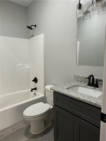107 Ford St - Photo 4 of 9