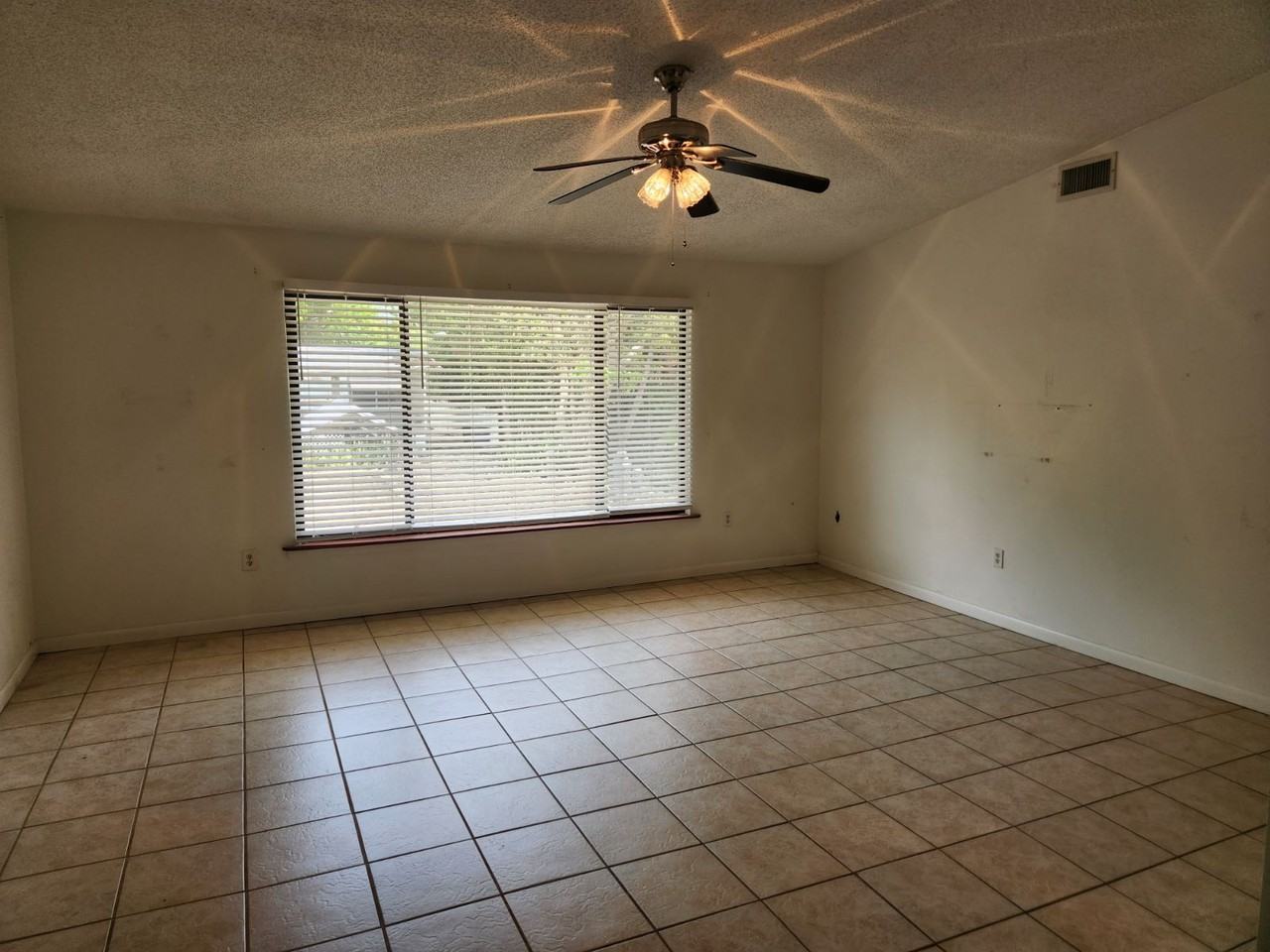 757 Musa Dr - Photo 6 of 17