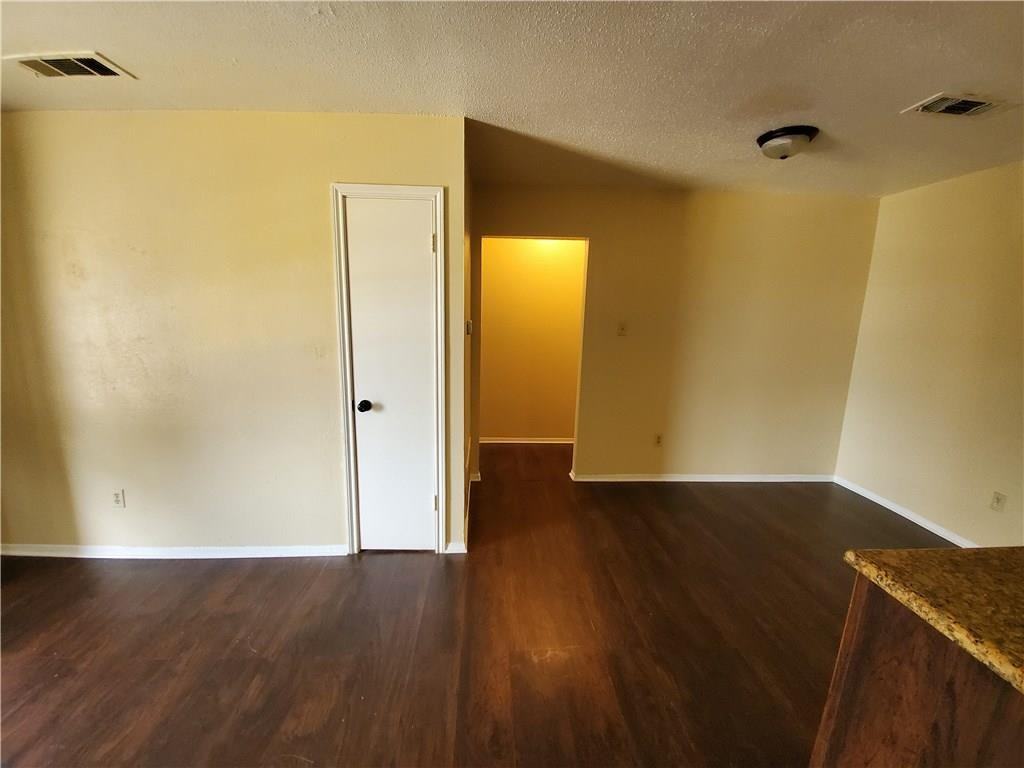 1225 Truxton St ##21 - Photo 2 of 12