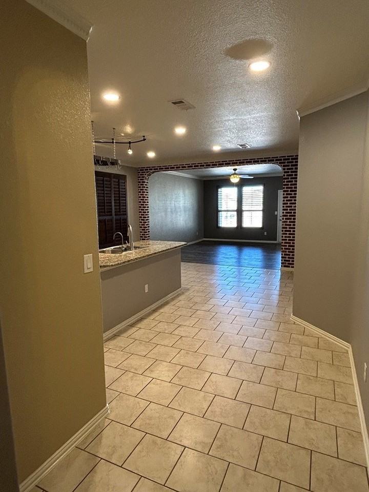 6918 Brooks Ranch Rd - Photo 3 of 12