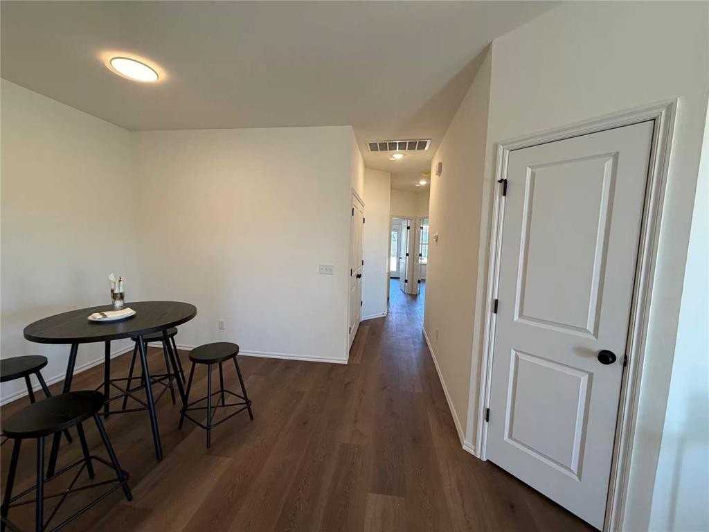 Arman Dr - Photo 7 of 25