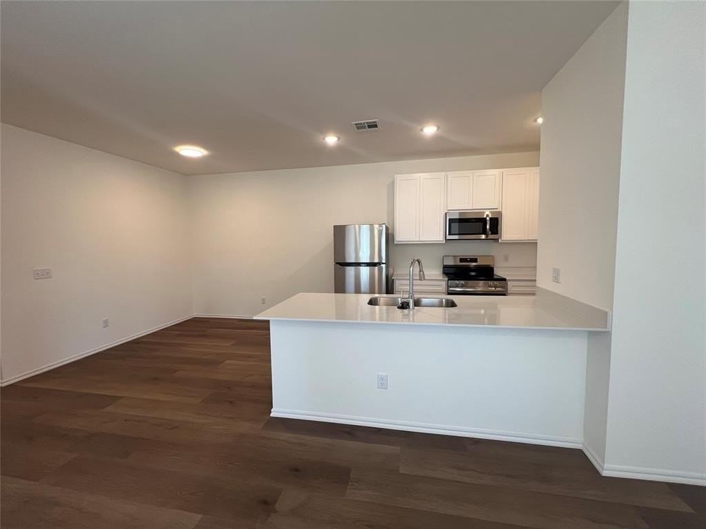 306 Liam Drive - Photo 6 of 25