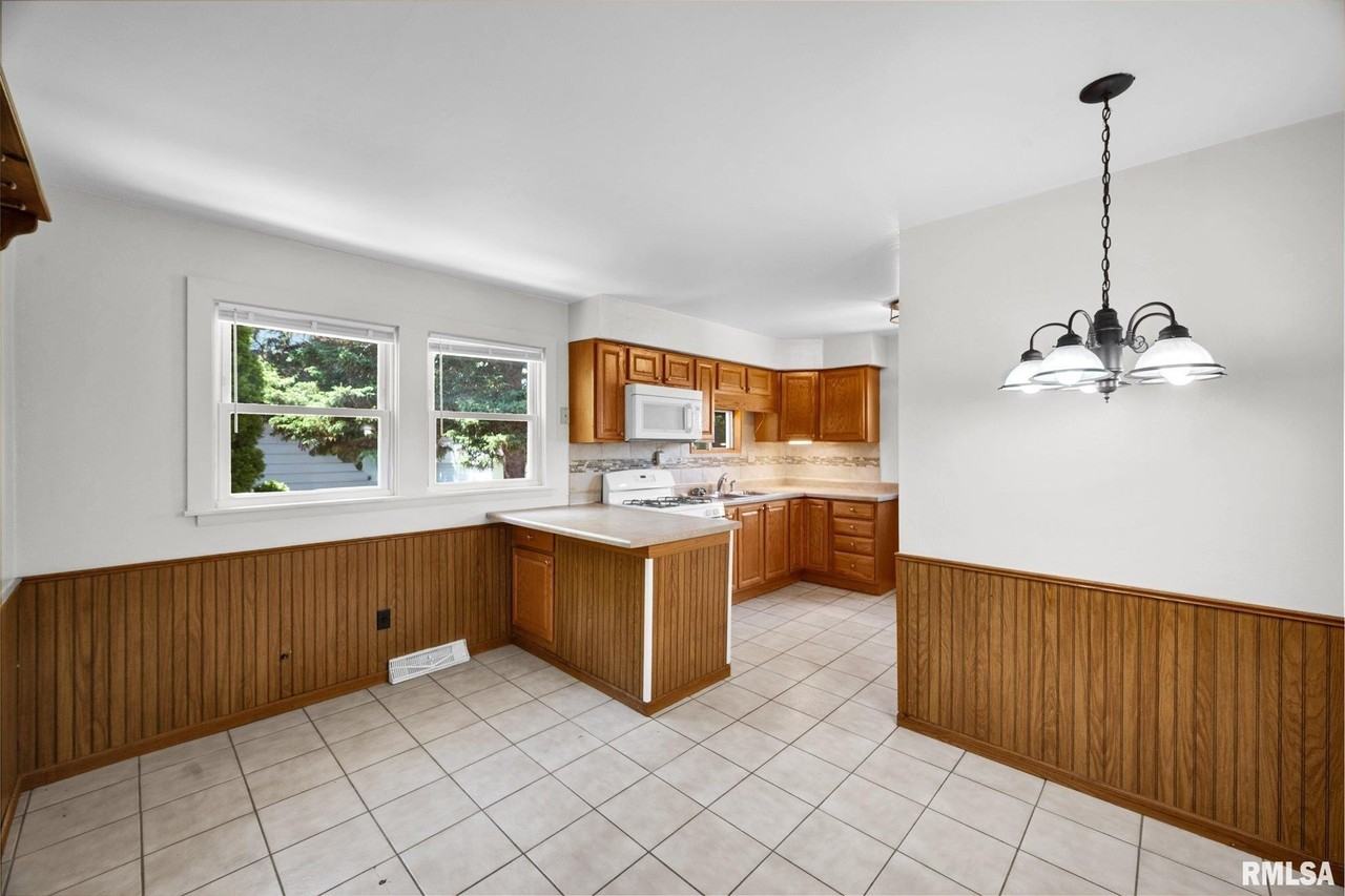 1413 W Gilbert Ave - Photo 6 of 26