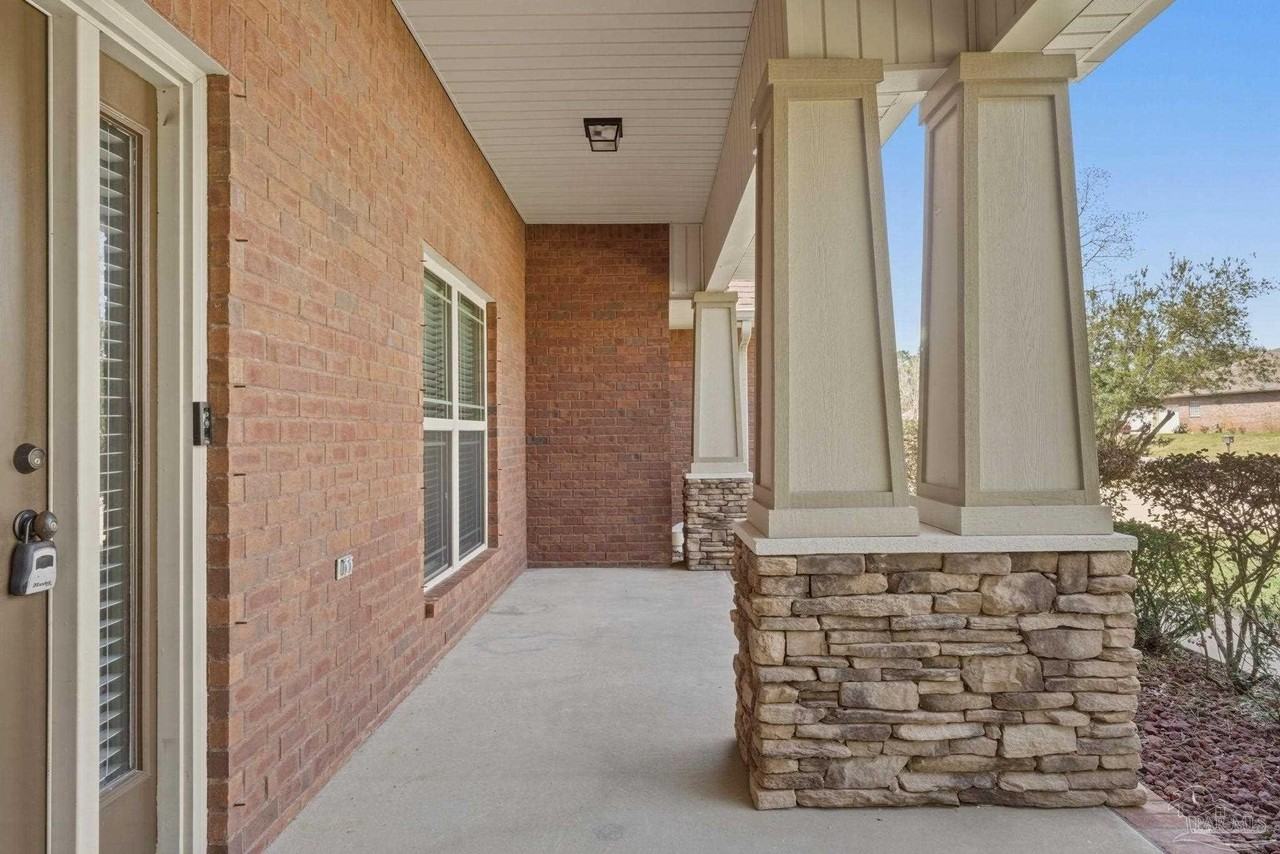 7151 Reef St - Photo 5 of 47