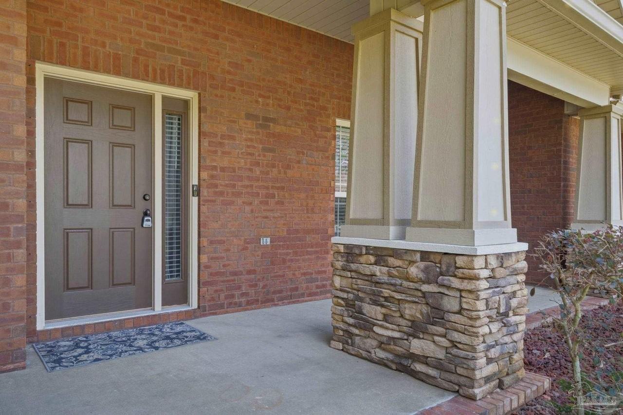 7151 Reef St - Photo 6 of 47