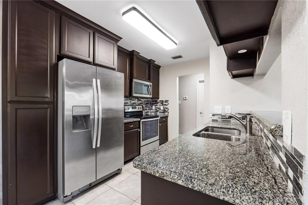 3501 Westway Ave - Photo 5 of 20