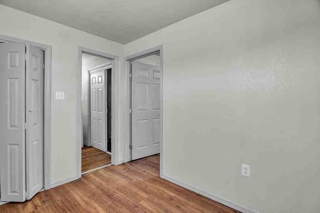 2107 S Main St #D - Photo 5 of 8