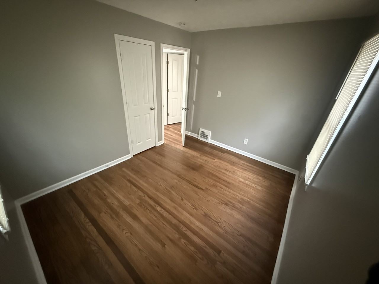 21418 Raymond St #1 - Photo 3 of 10
