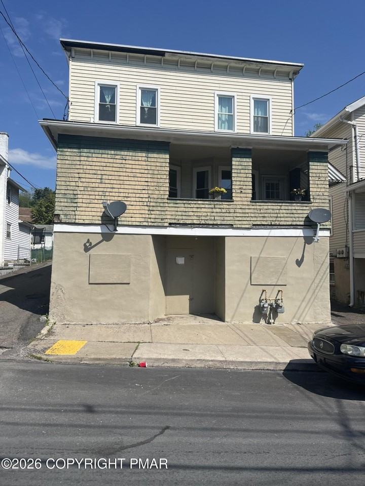 56 E Grove St - Photo 2 of 19