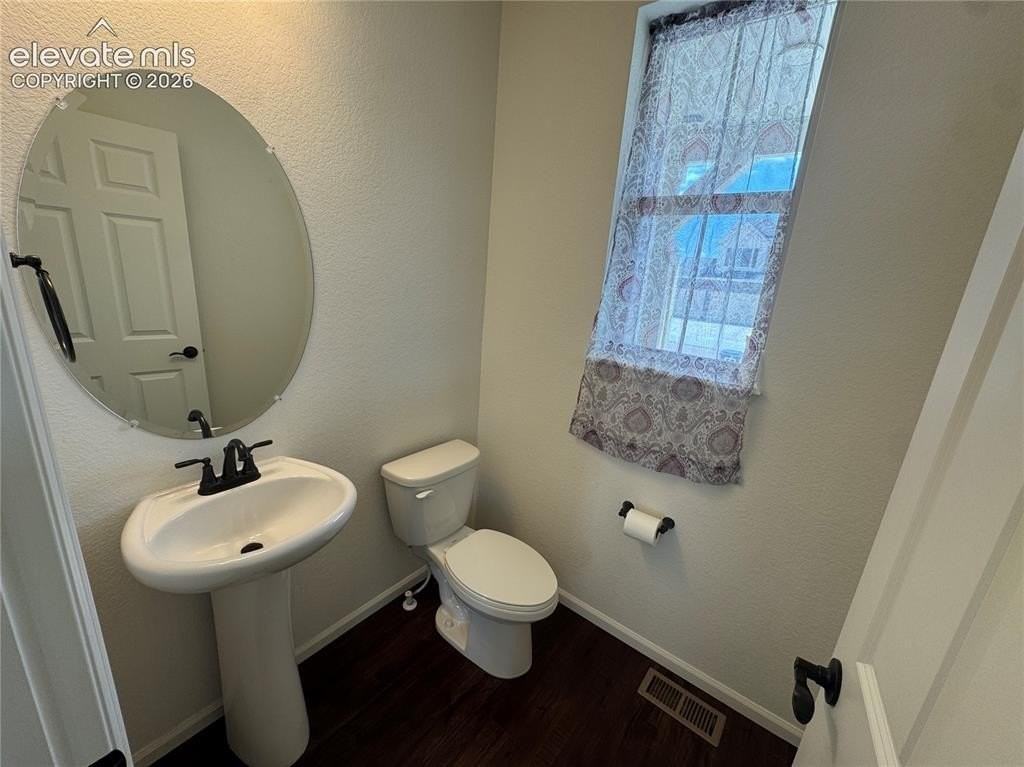 9606 Lone Oak Ln - Photo 4 of 31