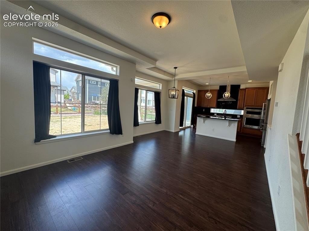 9606 Lone Oak Ln - Photo 5 of 31