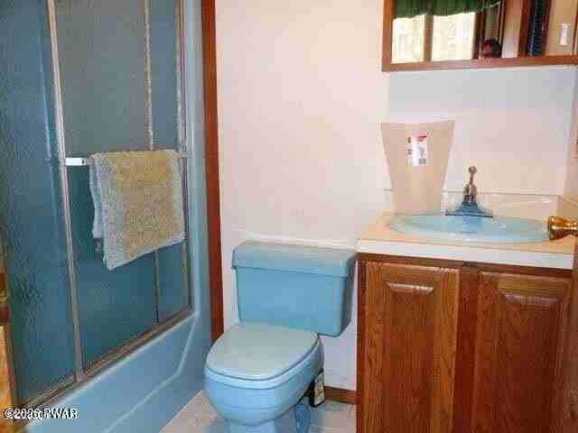 130 Lakeview Ter - Photo 2 of 12