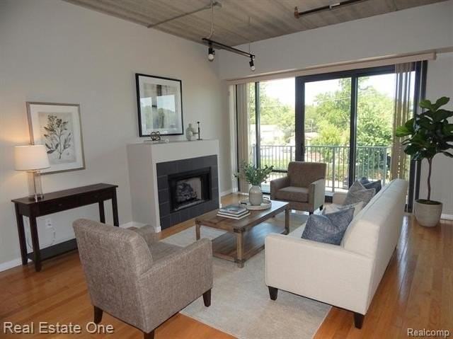 101 Curry Ave #306 - Photo 2 of 46