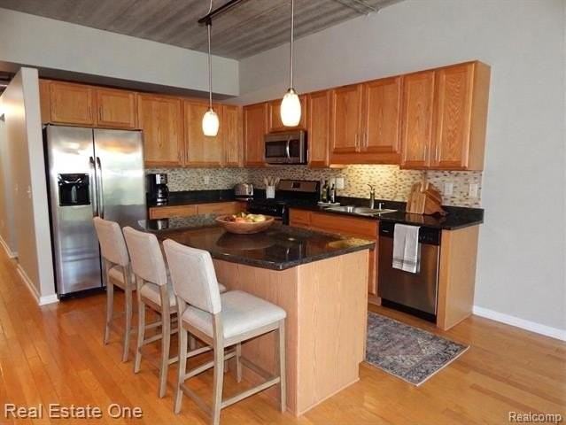 101 Curry Ave #306 - Photo 7 of 46
