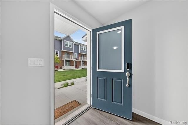 4876 Ludlow Ln - Photo 5 of 41
