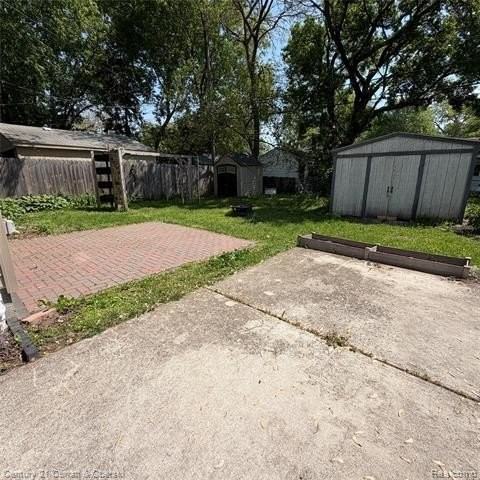 2316 Harris St - Photo 5 of 26