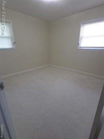 23654 Whitley Dr - Photo 7 of 18
