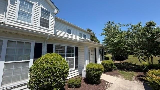 1028 Grace Hill Dr