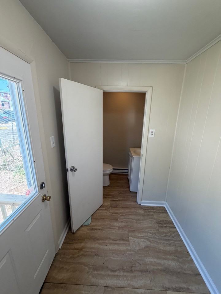 119 Pearl St #1 - Photo 6 of 37