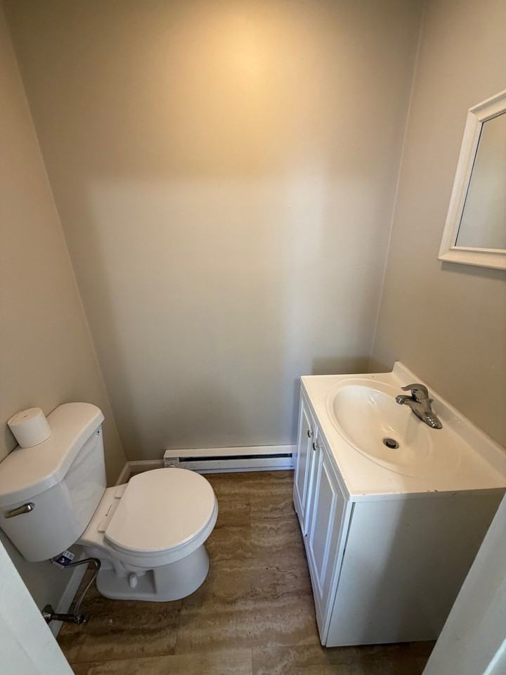 119 Pearl St #1 - Photo 7 of 37