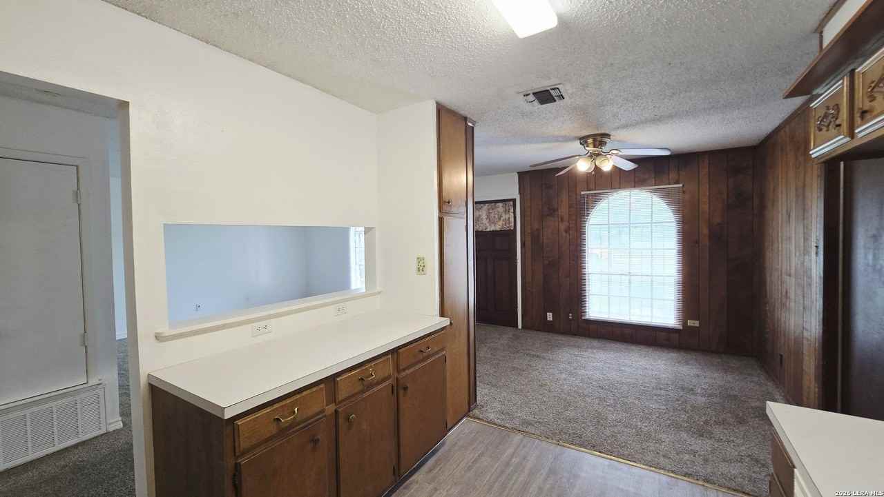 1806 Wrangler Dr - Photo 7 of 18