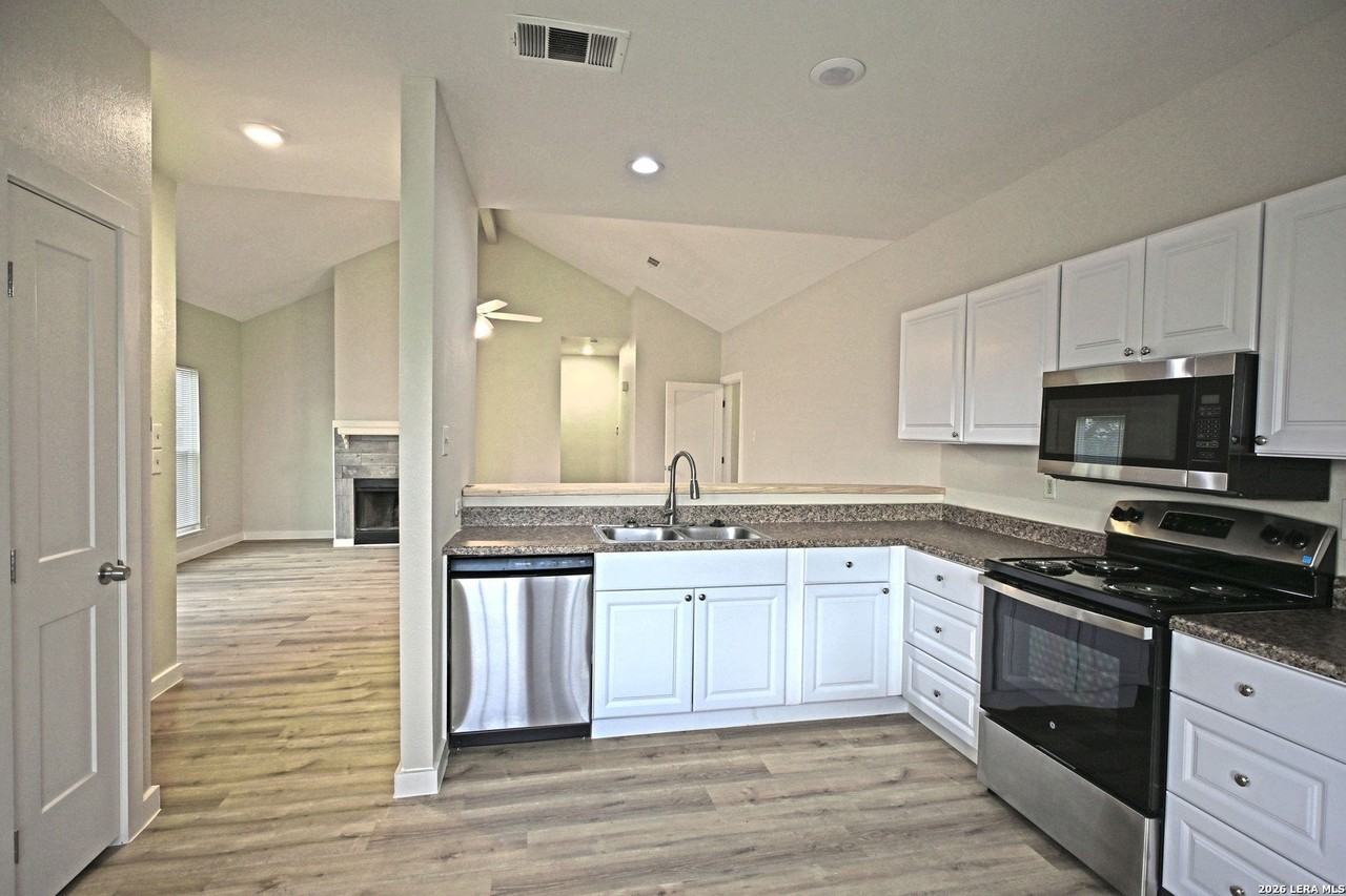 772 Vista Pkwy - Photo 5 of 28
