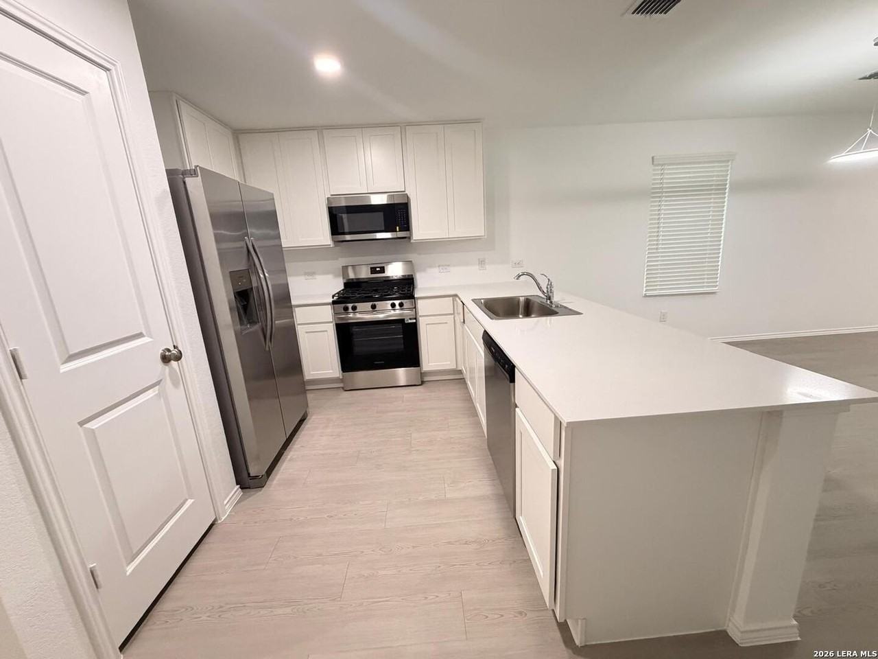 308 Navidad River Dr - Photo 5 of 21