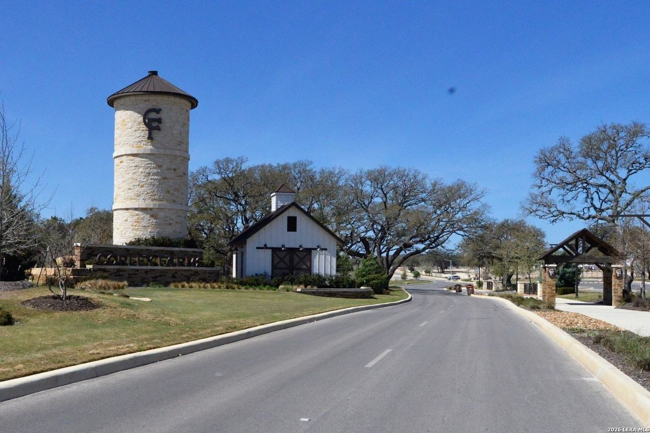 141 Winding Windmill - Photo 3 of 27