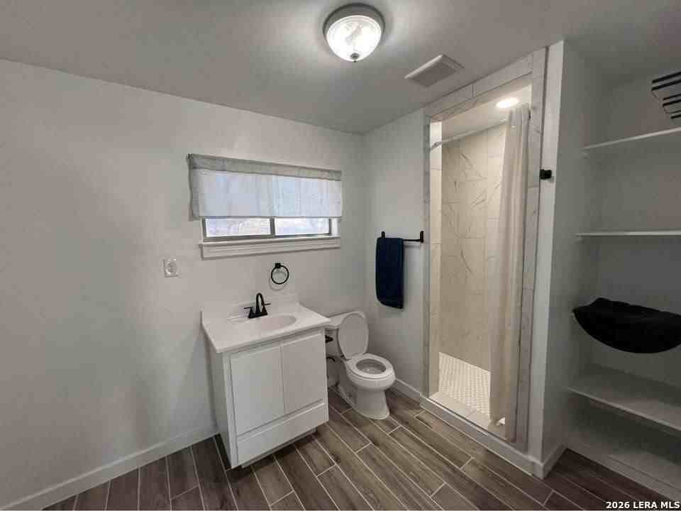7314 Meadow Breeze Dr - Photo 7 of 16
