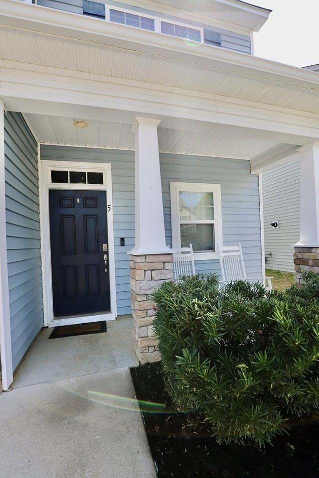 5 Eason Ct - Photo 4 of 50