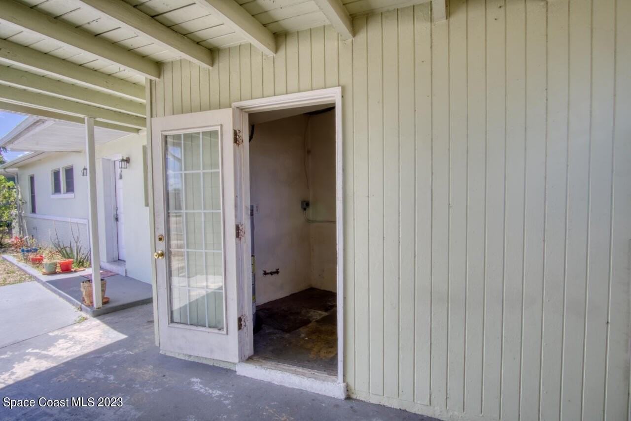 1010 Bianca Dr Ne - Photo 2 of 16
