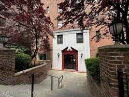 featured image of 145 72nd St #E4