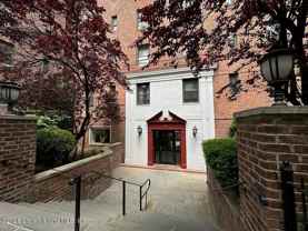 145 72nd St #E4 - Photo 1 of 1