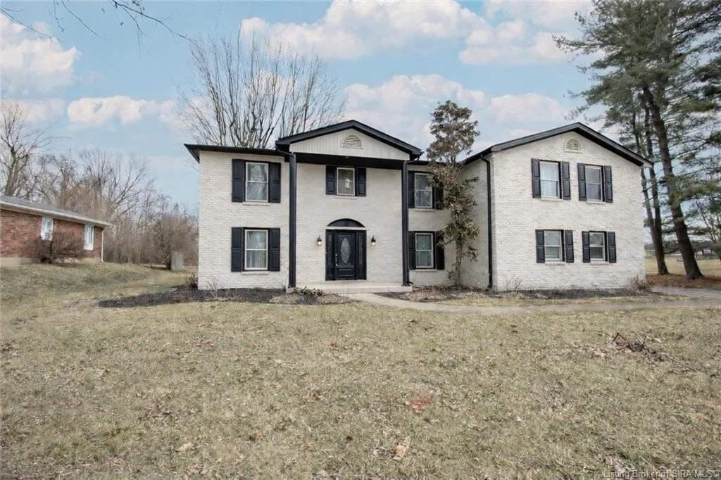 2413 Saint Andrews Rd - Photo 2 of 50