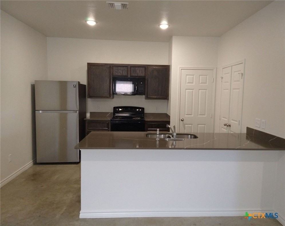 2318 Zanoletti Dr #A - Photo 5 of 18