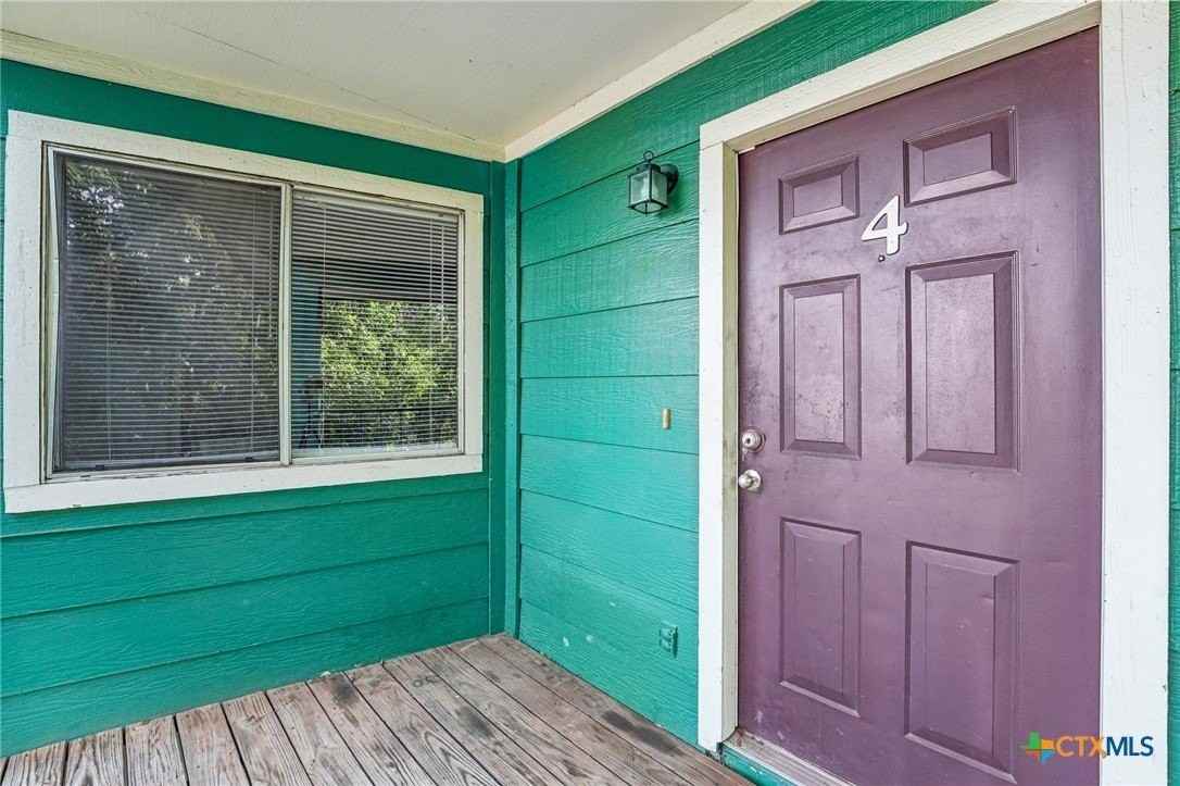 1634 Post Rd #2 - Photo 3 of 12