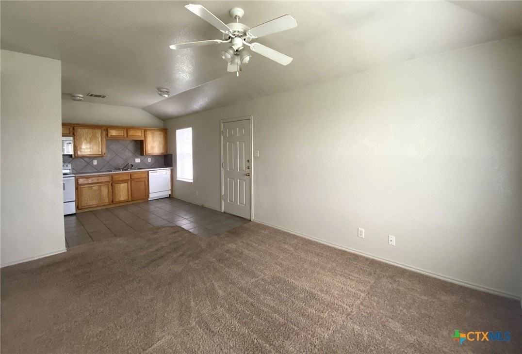 3709 Littleleaf Dr #B - Photo 2 of 7
