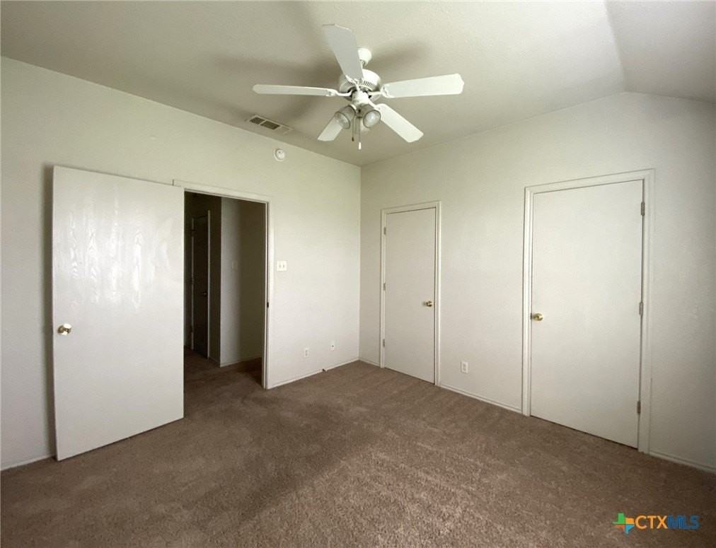 3709 Littleleaf Dr #B - Photo 4 of 7