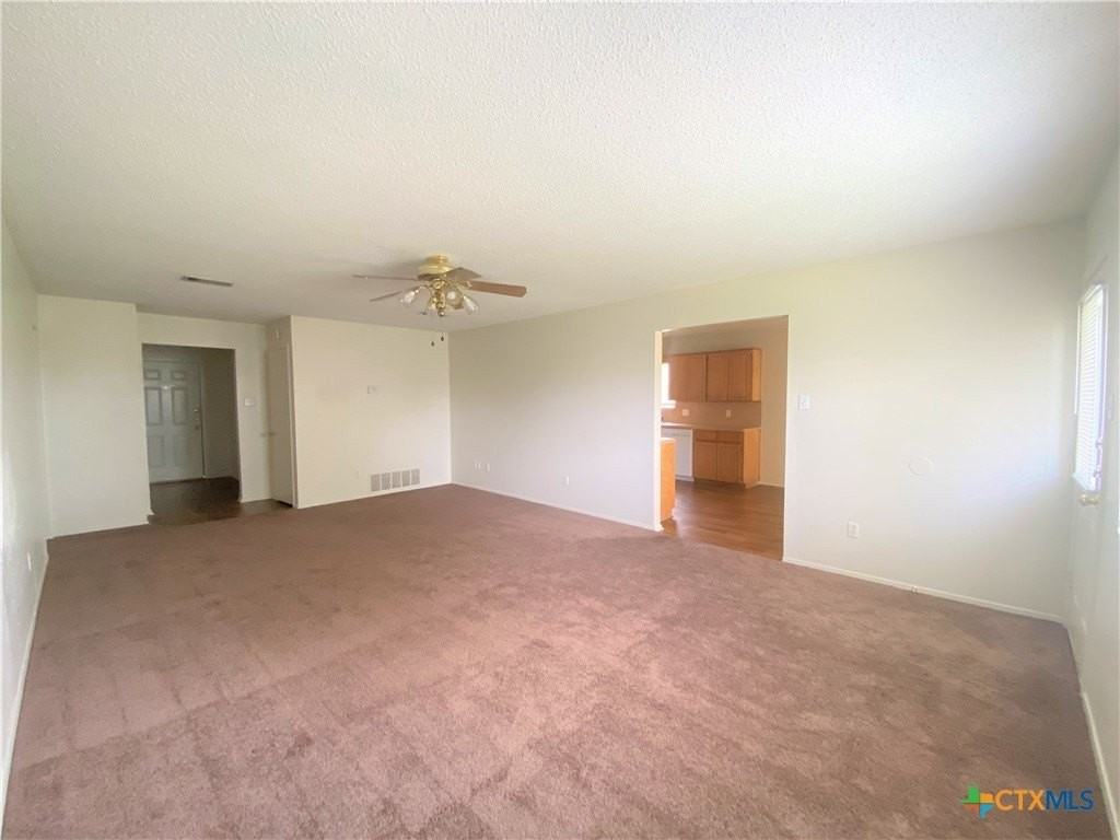 4610 Stallion Dr - Photo 3 of 11