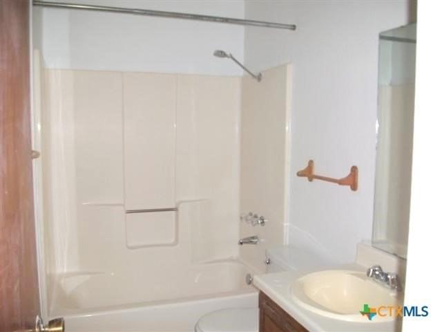 406 N Main St #A - Photo 6 of 8